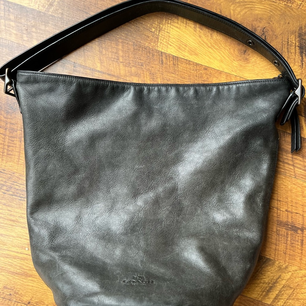 Pre loved Coach Bleaker Bucket Bag 🖤